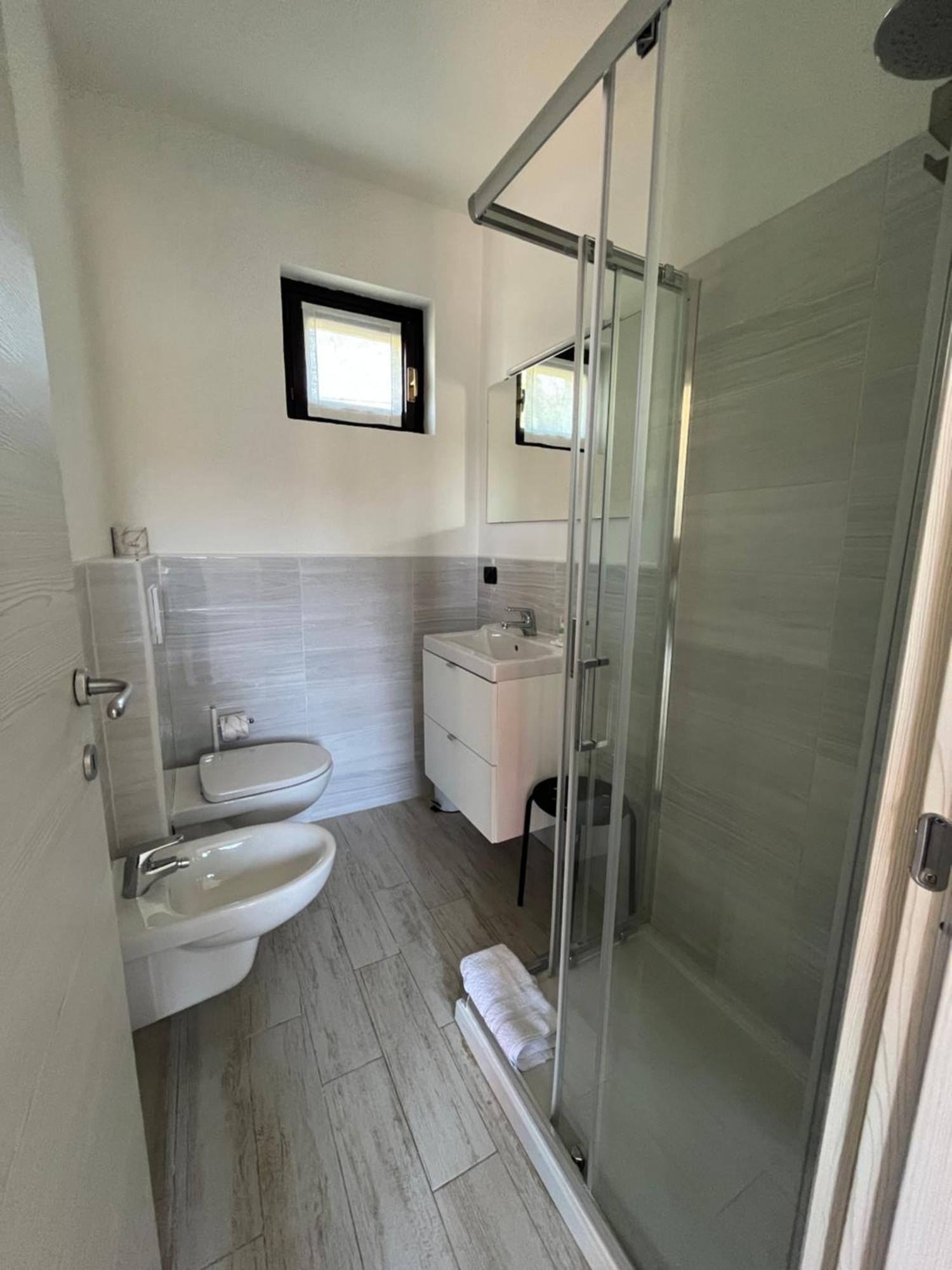 Residence Windsurf Domaso Luaran gambar