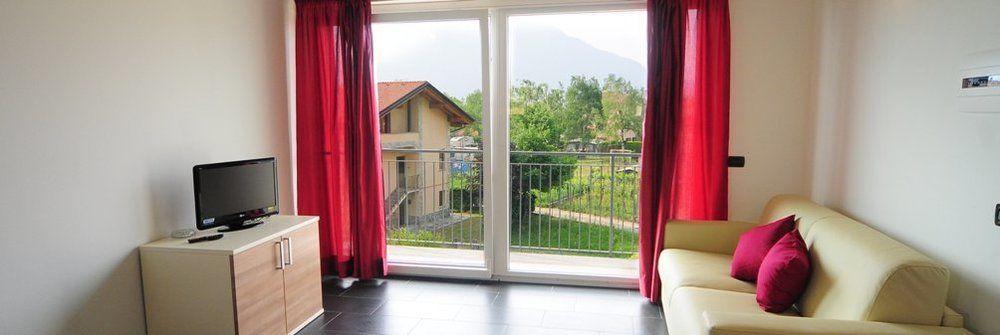 Residence Windsurf Domaso Luaran gambar