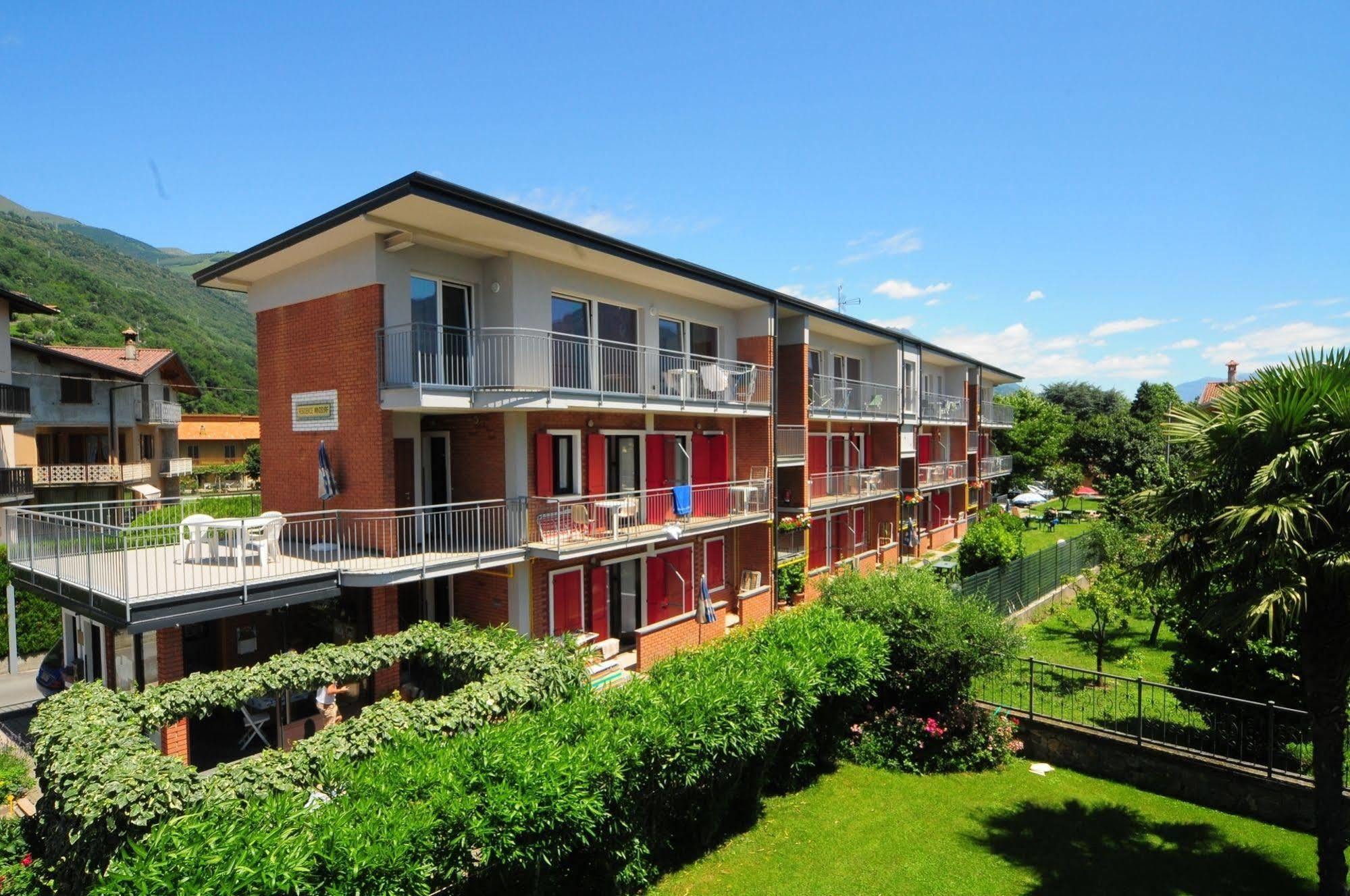 Residence Windsurf Domaso Luaran gambar