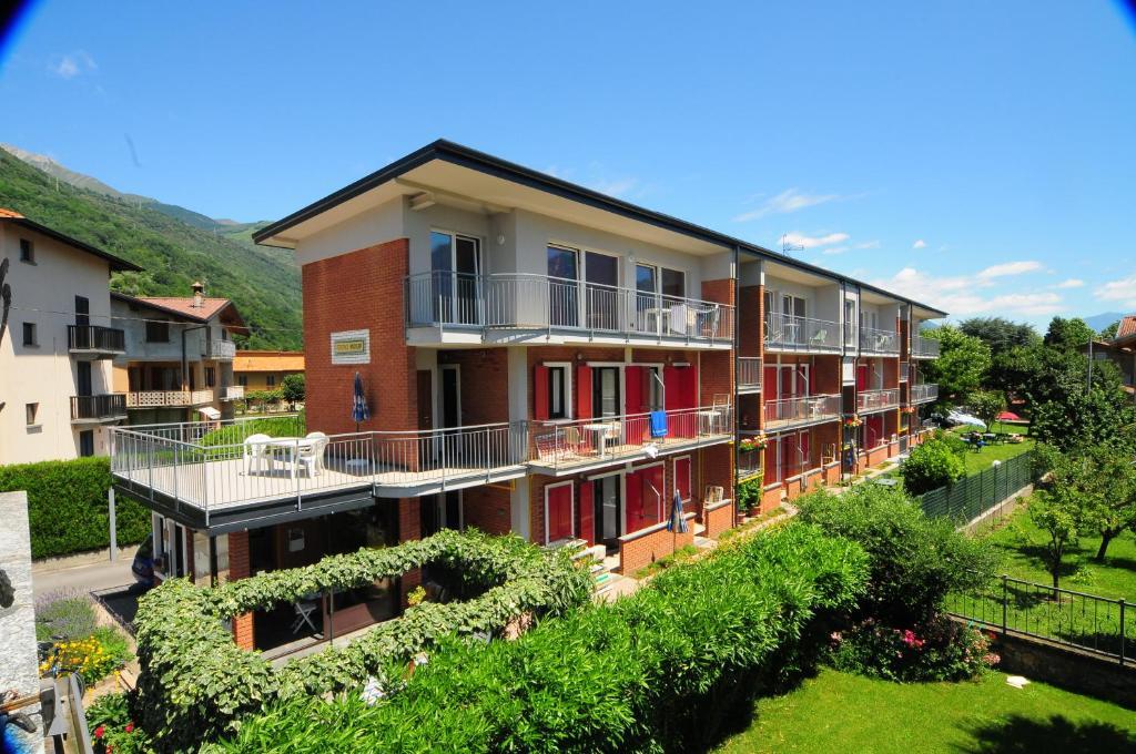 Residence Windsurf Domaso Luaran gambar